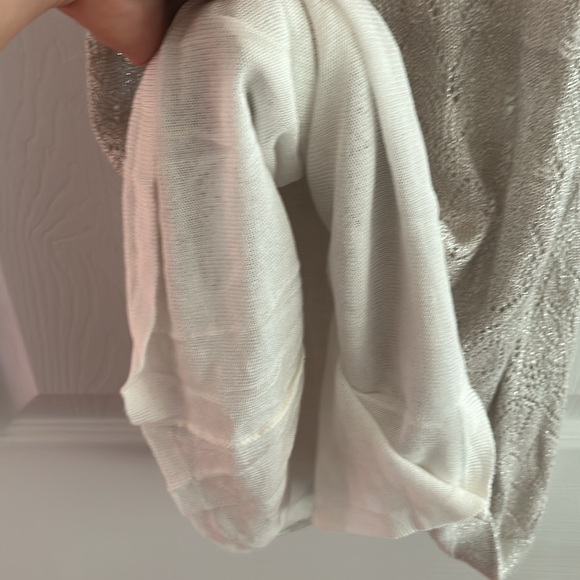 White House Black Market Sleeveless top - Picture 5 of 5